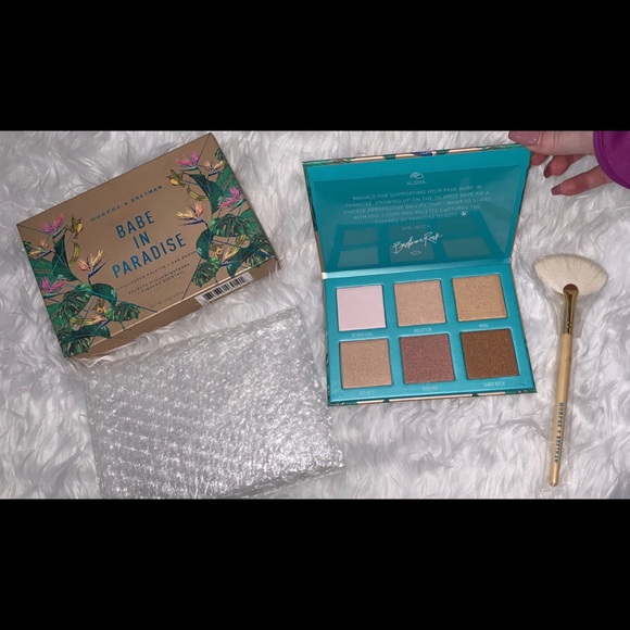 Morphe Other - Morphe Babe In Paradise Highlighter and Brush Set